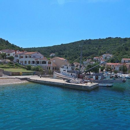 Knez - Relaxing Apartments Near The Sea On Mali Iž Zewnętrze zdjęcie