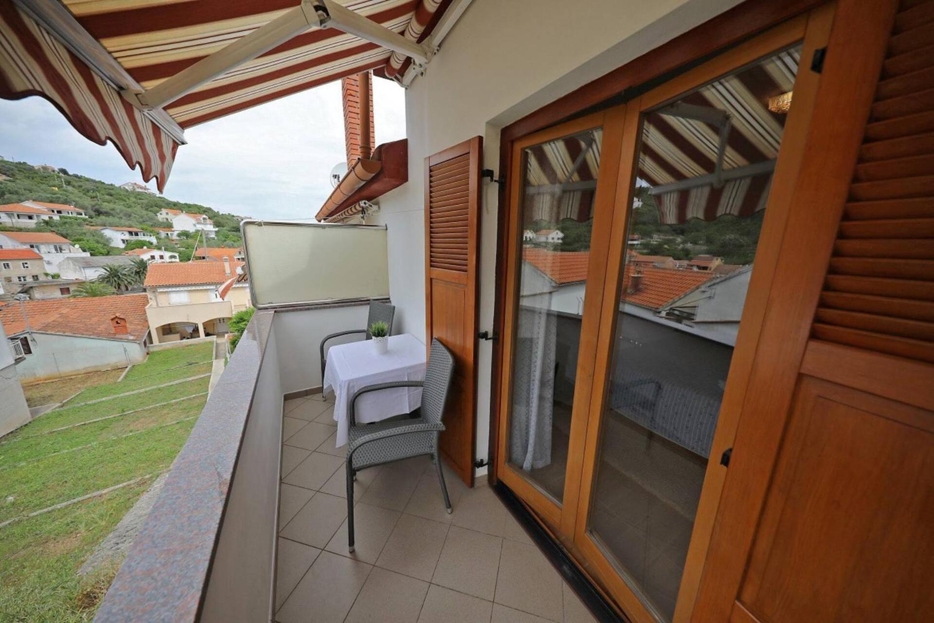 Knez - Relaxing Apartments Near The Sea On Mali Iž Zewnętrze zdjęcie