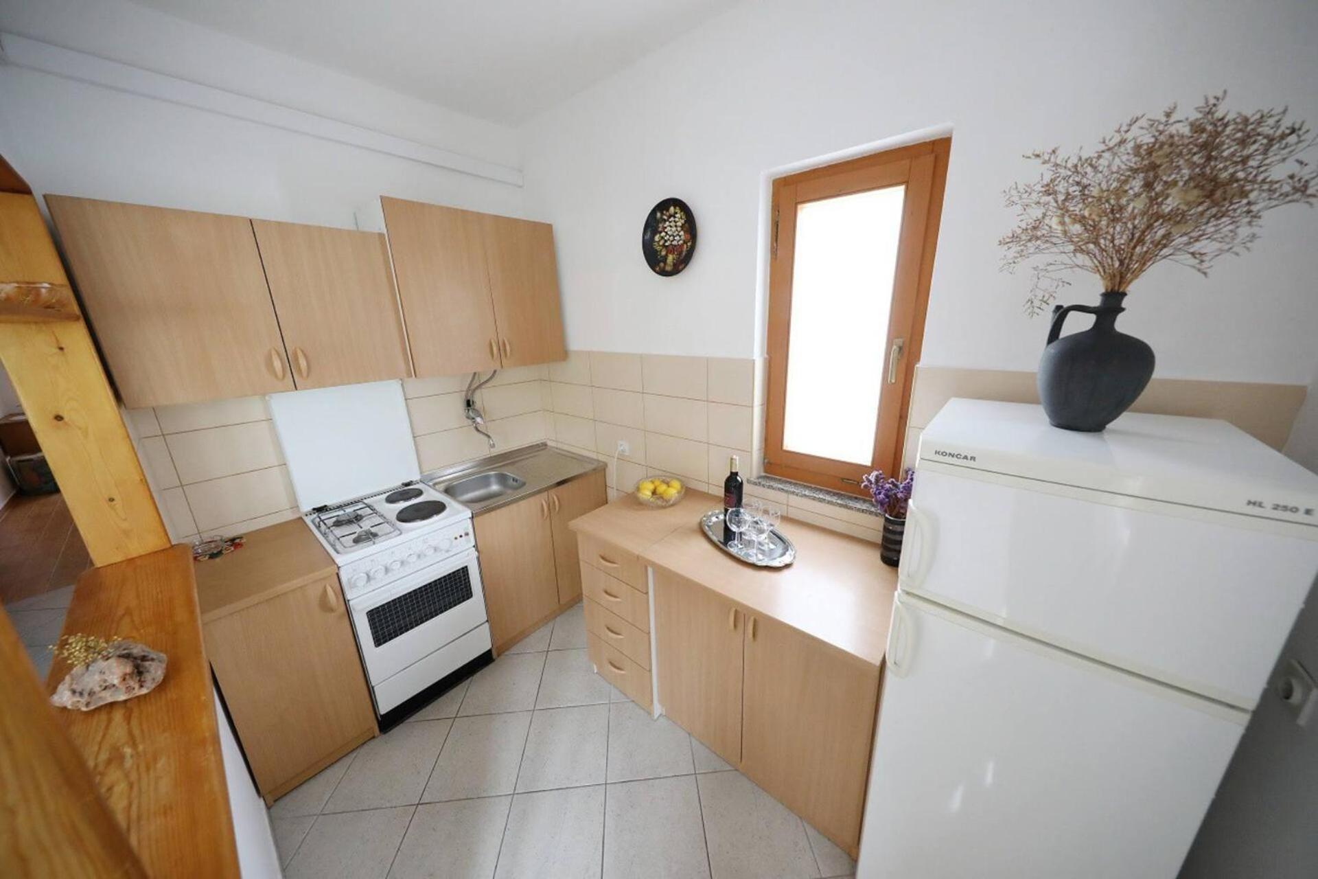 Knez - Relaxing Apartments Near The Sea On Mali Iž Zewnętrze zdjęcie