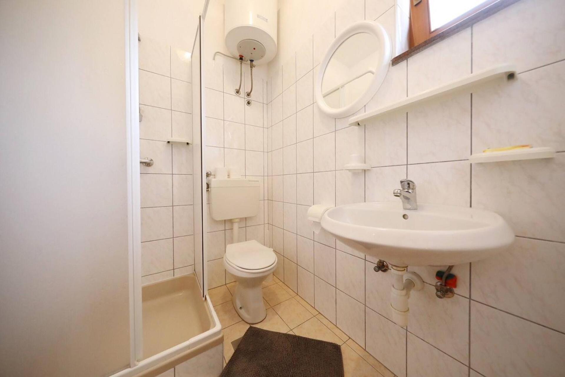 Knez - Relaxing Apartments Near The Sea On Mali Iž Zewnętrze zdjęcie